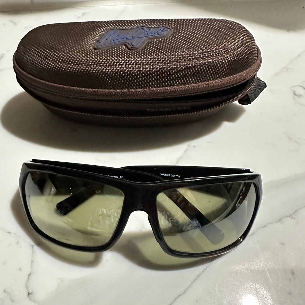 Maui Jim Waimea Canyon MJ265-02E Black Wrap Sunglasses Italy 64/17-125 Case